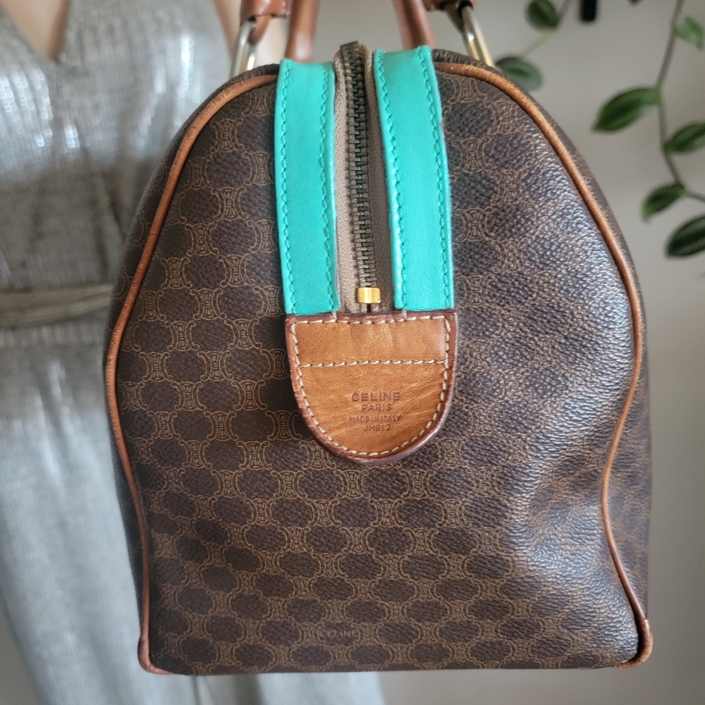 Firm✅️ Authentic Vintage Celine Handbag - Picture 7 of 17